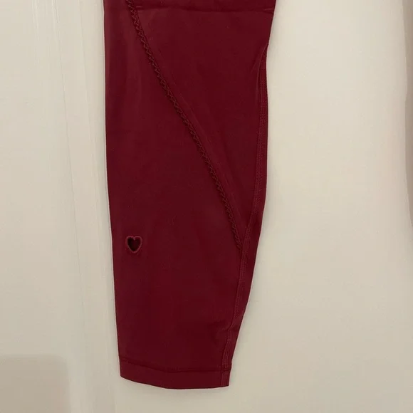 Lululemon Athletica Maroon Groove Pants - Picture 3 of 8